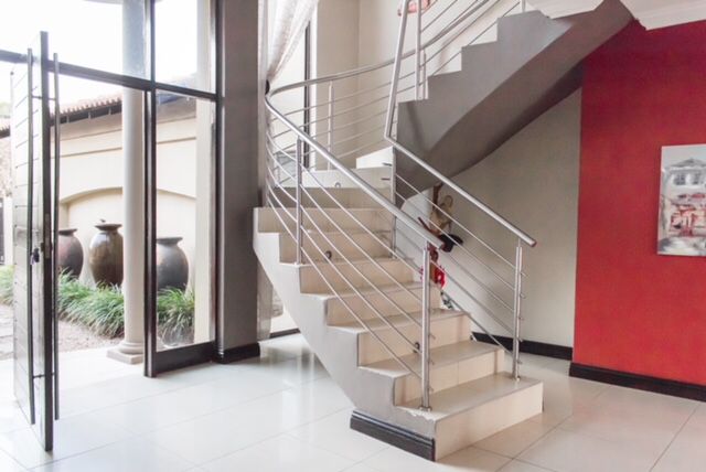 Interior AA Stairs 2313b216-0740-4ecc-a357-c3fd63acbf23